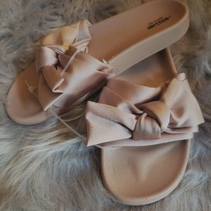 Blush Pink Mossimo Slippers